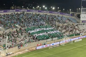 Μήνυμα οι Ομονοιάτες: "Ψηλά το κεφάλι..." (φώτος)