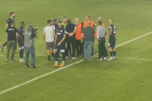 Έντονος με τους διαιτητές