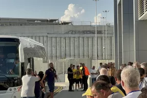 Η άφιξη της ΑΕΖ (φώτος)