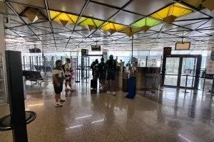Άρης/Εικόνες από την επιβίβαση στο αεροπλάνο
