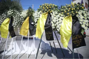 Το τελευταίο «αντίο» στον Μιχάλη Κατσούρη