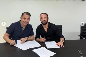 Υπογραφές με Κίρζη