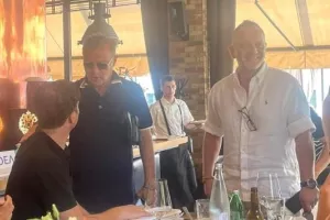 ΑΠΟΕΛ/Γεύμα... στους εκπροσώπους των ΜΜΕ (φώτος)