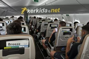 Με μικρή καθυστέρηση "πέταξε" για Ισραήλ (φώτος)