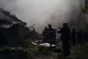 Τρεις άμαχοι νεκροί την Κυριακή σε Χερσώνα και Χάρκοβο