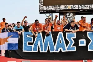 ΦΩΤΟΡΕΠΟΡΤΑΖ/Ο κόσμος του ΑΠΟΕΛ στο "Karađorđe"