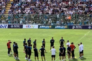 Sold out το Νάπολι - Απόλλων στο Teofilo Patini