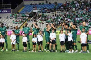Ομόνοια - Νέα Σαλαμίνα: Γεμάτη πράσινη... πρεμιέρα με τεσσάρα, γκολ και αυτογκόλ (Φώτος)