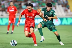 Ομόνοια - Νέα Σαλαμίνα: Γεμάτη πράσινη... πρεμιέρα με τεσσάρα, γκολ και αυτογκόλ (Φώτος)