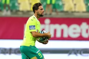 ΑΕΚ - Εθνικός: Ασύλληπτο ματς, εκκωφαντική ισοπαλία στη Λάρνακα! (φώτος)