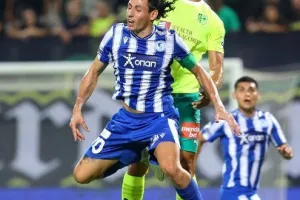 ΑΕΚ - Εθνικός: Ασύλληπτο ματς, εκκωφαντική ισοπαλία στη Λάρνακα! (φώτος)