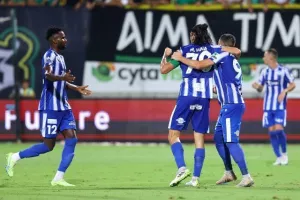 ΑΕΚ - Εθνικός: Ασύλληπτο ματς, εκκωφαντική ισοπαλία στη Λάρνακα! (φώτος)