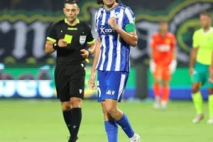 ΑΕΚ - Εθνικός: Ασύλληπτο ματς, εκκωφαντική ισοπαλία στη Λάρνακα! (φώτος)