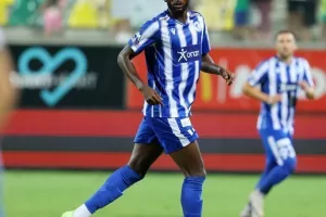 ΑΕΚ - Εθνικός: Ασύλληπτο ματς, εκκωφαντική ισοπαλία στη Λάρνακα! (φώτος)