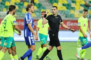 ΑΕΚ - Εθνικός: Ασύλληπτο ματς, εκκωφαντική ισοπαλία στη Λάρνακα! (φώτος)