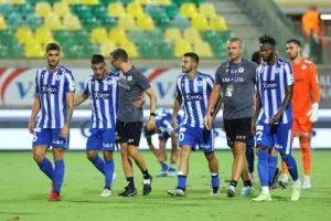 ΑΕΚ - Εθνικός: Ασύλληπτο ματς, εκκωφαντική ισοπαλία στη Λάρνακα! (φώτος)
