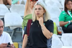 Ομόνοια - Καμπάλα: Πρόκριση με "καρέ", Μπεζούς και... γεμάτη εμφάνιση! (Φώτος)