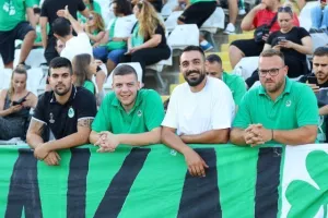 Ομόνοια - Καμπάλα: Πρόκριση με "καρέ", Μπεζούς και... γεμάτη εμφάνιση! (Φώτος)