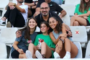 Ομόνοια - Νέα Σαλαμίνα: Γεμάτη πράσινη... πρεμιέρα με τεσσάρα, γκολ και αυτογκόλ (Φώτος)