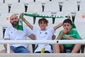 Ομόνοια - Νέα Σαλαμίνα: Γεμάτη πράσινη... πρεμιέρα με τεσσάρα, γκολ και αυτογκόλ (Φώτος)