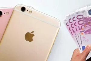 Η Apple θα πληρώσει τελικά αποζημίωση σε εκατομμύρια κατόχους iPhone