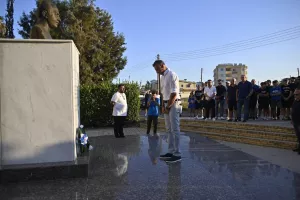 Κατάθεση στεφάνων στη μνήμη Αντώνη Παπαδόπουλου