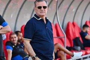 (Βίντεος/Φώτος) Η τελευταία του ΑΠΟΕΛ, "παιχνίδι" Σα Πίντο με τους παίκτες