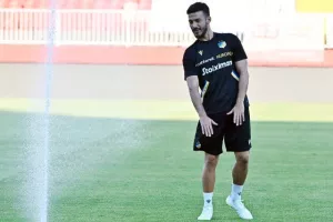 (Βίντεος/Φώτος) Η τελευταία του ΑΠΟΕΛ, "παιχνίδι" Σα Πίντο με τους παίκτες