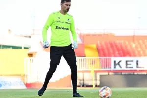 (Βίντεος/Φώτος) Η τελευταία του ΑΠΟΕΛ, "παιχνίδι" Σα Πίντο με τους παίκτες
