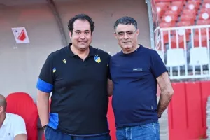 (Βίντεος/Φώτος) Η τελευταία του ΑΠΟΕΛ, "παιχνίδι" Σα Πίντο με τους παίκτες