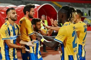 Βοϊβοντίνα - ΑΠΟΕΛ: Πρόκριση με δυο νίκες και τώρα Ντίλα Γκόρι! (φώτος)