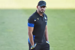 (Βίντεος/Φώτος) Η τελευταία του ΑΠΟΕΛ, "παιχνίδι" Σα Πίντο με τους παίκτες