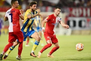 Βοϊβοντίνα - ΑΠΟΕΛ: Πρόκριση με δυο νίκες και τώρα Ντίλα Γκόρι! (φώτος)