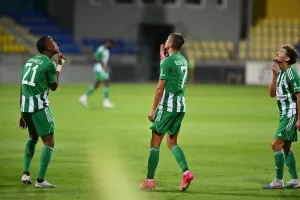 Μπάτε - Άρης: Έβαλε 11 γκολ, είναι ομίλους και συνεχίζει στ' αστέρια! (φώτος)