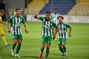 Μπάτε - Άρης: Έβαλε 11 γκολ, είναι ομίλους και συνεχίζει στ' αστέρια! (φώτος)