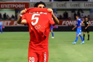 Νέα Σαλαμίνα - Απόλλων: Το "μοίρασαν" και έμειναν... χωρίς νίκη (φώτος)