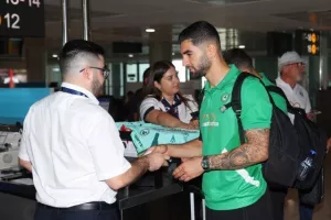 ΦΩΤΟΣ/Πέταξε για Δανία η Ομόνοια - Στην πτήση και το kerkida