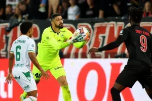 Μίντιλαντ 5-1 Ομόνοια: Με παίκτη λιγότερο ήταν δύσκολο, βαριά ήττα στο Χέρνινγκ (φώτος)
