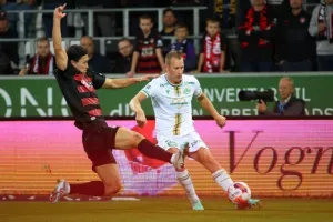 Μίντιλαντ 5-1 Ομόνοια: Με παίκτη λιγότερο ήταν δύσκολο, βαριά ήττα στο Χέρνινγκ (φώτος)