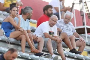 (Φωτορεπορτάζ) Νέα Σαλαμίνα - Ανόρθωση 