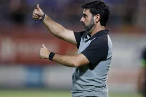 Νέα Σαλαμίνα - Ανόρθωση: Τεσσάρα της "Κυρίας" στο "αντίο" του Μαργκάσα