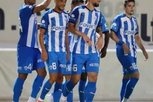 Νέα Σαλαμίνα - Ανόρθωση: Τεσσάρα της "Κυρίας" στο "αντίο" του Μαργκάσα