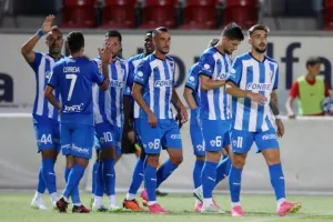 Νέα Σαλαμίνα - Ανόρθωση: Τεσσάρα της "Κυρίας" στο "αντίο" του Μαργκάσα