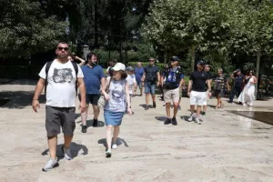 Βλέπουν τη πόλη οι ΑΠΟΕΛίστες (φώτος) 