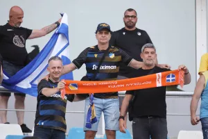 Οι ΑΠΟΕΛίστες στο Dinamo Arena (φώτος)