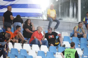 Οι ΑΠΟΕΛίστες στο Dinamo Arena (φώτος)