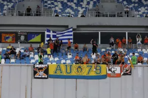 Οι ΑΠΟΕΛίστες στο Dinamo Arena (φώτος)