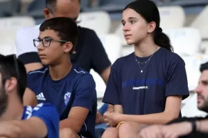 Ο κόσμος στο "Αντώνης Παπαδόπουλος" 