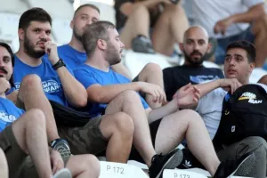 Ο κόσμος στο "Αντώνης Παπαδόπουλος" 