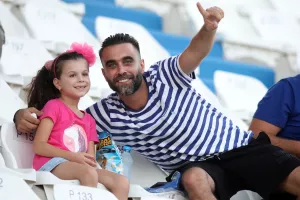 Ο κόσμος στο "Αντώνης Παπαδόπουλος" 